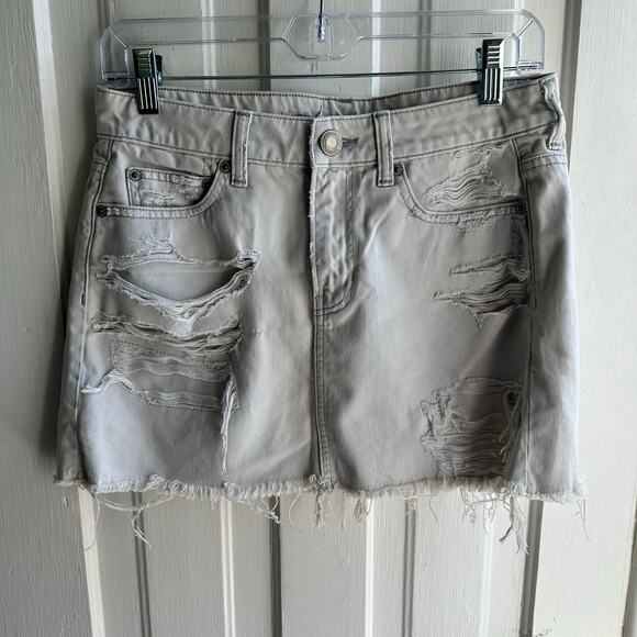 American Eagle Tomgirl Mini Skirt Denim Light Wash - Picture 2 of 7